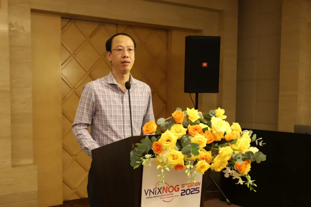 VPSTTT đồng hành cùng Hội nghị VNIX-NOG 2025 lần thứ 10 4 Ong-Nguyen-Truong-Giang-Giam-doc-VNNIC